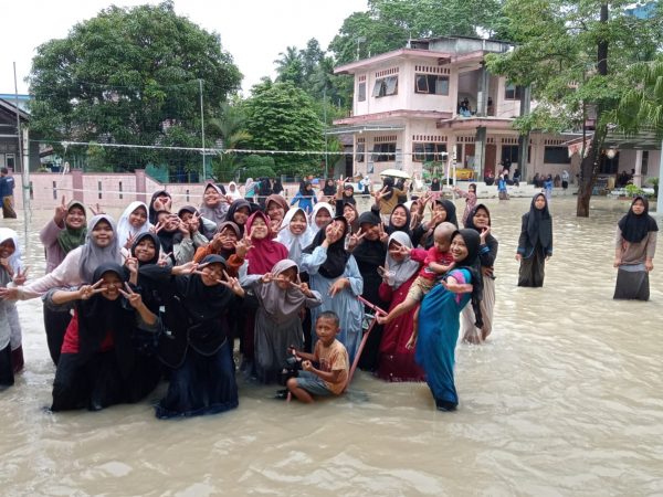 Hujan Deras, Rendam 144 KK dan 123 H Area Pesawahan di Desa Kondangjajar